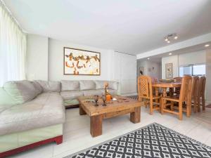 Departamento Grande en San Alfonso del Mar 4D 3B 2EST