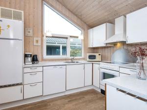 6 person holiday home in Harboøre-By Traum