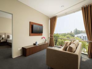 Horison TC UPI Serang