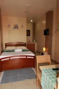 Jo-Cris Apartelle - Mactan