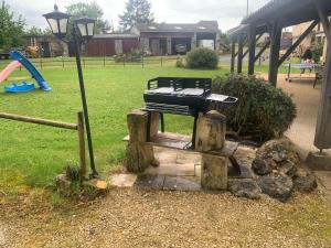 Maisons de vacances Gite de charme avec terrasse et activites familiales a Payre, pres de Fontenay-le-Comte - FR-1-426-170 : photos des chambres