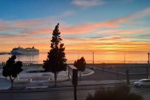 Departamento Céntrico Frente al Mar y con Cochera