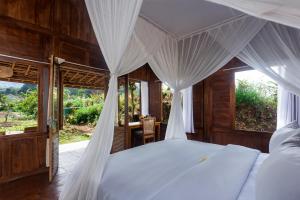 Green Lava Mountain View Cabin Bedugul by IHM