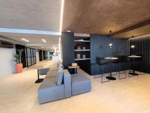 Studio na Avenida Principal do Bessa