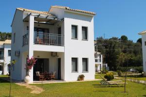 Kleopatra Villas - Seaside Suites Skiathos Greece