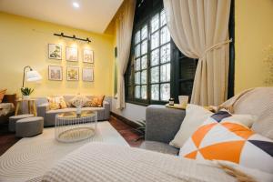 1min to Trainstreet- Duplex 3brs