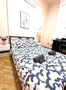 Y Central Station Private Rooms