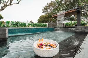 Adventure Lodge 30 - 7mins to Jonker Str #HotJacuzzi #kids #25pax #KTV#swimming pool