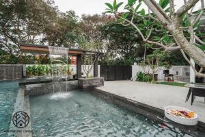 Adventure Lodge 30 - 7mins to Jonker Str #HotJacuzzi #kids #25pax #KTV#swimming pool