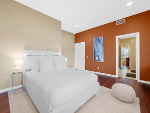 La Jolla Ocean Mansion