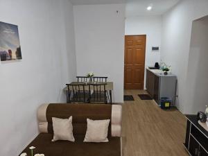 Cozy 2BR Apt Near J Park Resort
