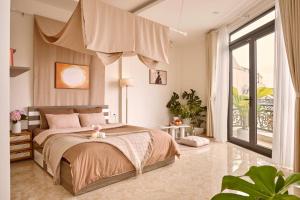 Phòng Giường Đôi Nhìn Ra Núi (Double Room with Mountain View)