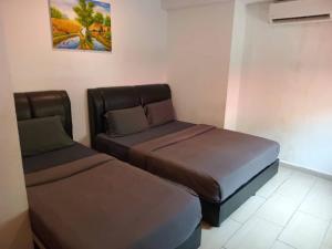 MRJ Hotel Wakaf Che Yeh 1