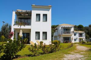 Kleopatra Villas - Seaside Suites Skiathos Greece