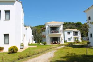 Kleopatra Villas - Seaside Suites Skiathos Greece