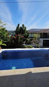 1 bedroom ensuite with mini infinity pool