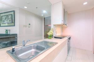 Spacious 3BR at Kemang Village Apartment By Travelio