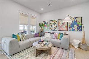 Afterley Pointe 213 LAK