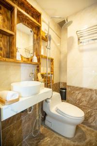 Mimosa Homestay Hanoi