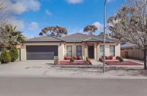 21 St james wood drive North Bendigo - Wedderburn