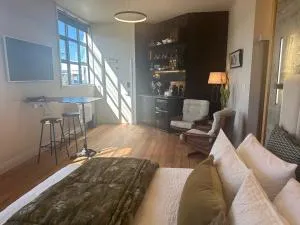 The Advocate - 格雷敦