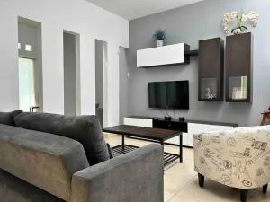 En Sonata! Casa de un piso en Lomas Totalmente equipada - Lomas de Angelopolis