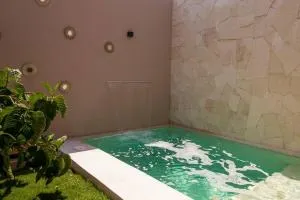 Private Pool La Punta Villa - Malucano