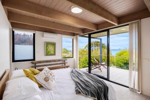 Ocean Views at Echo Beach - Somers