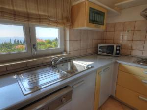 Apartment Villa Molina - One-Bedroom Apartment with Terrace and Sea View