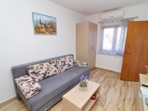 Seaside Apartments Hrka - Standard One Bedroom Apartment with Terrace and Sea View 2