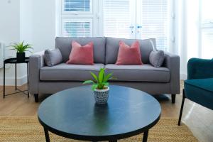 NEW Luxury South Manchester Flat