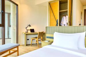 Beyond Skywalk Nangshi