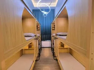 太空舱青年寓舍深圳北站Youth dormitory Shenzhen North Branch - Lung Wa