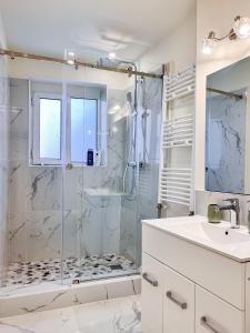 La Teatru - 2BD Apartment near Theatre and Old Town