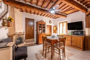 Sotto gli archi - Santo