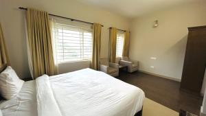 Away From Home - 4 - Rooms In Ooty, Home Stay Ooty