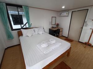 RainBow House Resort