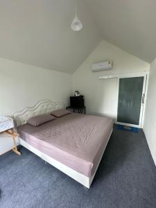 อิงผาการ์เด้นวิว รีสอร์ท เนินมะปราง