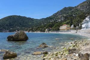 Appartements Maison bord de mer Eze : photos des chambres