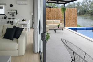 Zen Beach Lake Villa 2