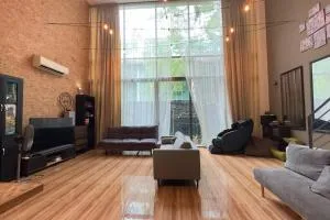 Villa with Private Pool and Jakuzi for 20 pax Netflix - 塞贝维