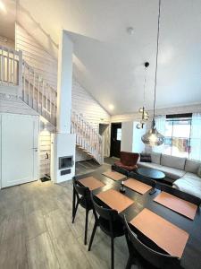 Sointuilevi 1B by Aavalevi