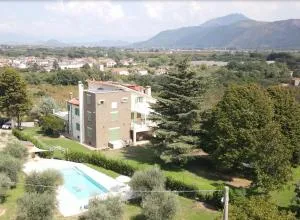 Tenuta Il Poggio Teano - Petrulo