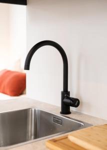 Stylish Modern Studio with Views