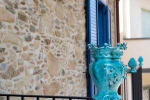 Sea View Villa Vincenza - 6 bedrooms with private bathroom