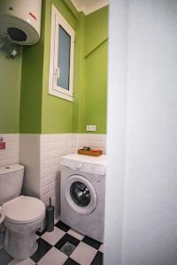 Plaka Vintage Apartment