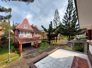 Villa kota bunga at puncak bogor 3BR Free AC dan Karoke Super Lengkap