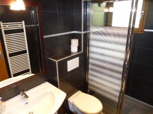 Appartements Appartement dans un chalet typique de montagne a La Rosiere : photos des chambres