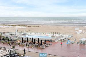Naast t Zand - beautifully furnished apartment with sea view