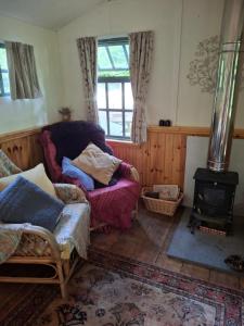 The Shack in the Woods- Off Grid